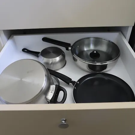 Azur - Self Check-in And 2 Bikes Апартаменты Бургас