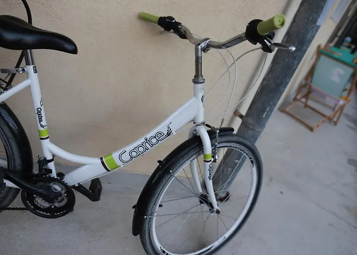 Apartman Azur - Self Check-in And 2 Bikes Burgasz
