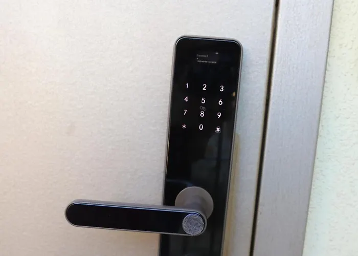 Apartman Azur - Self Check-in And 2 Bikes Burgasz