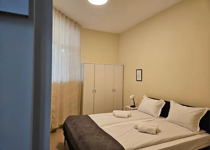Azur - Self Check-in And 2 Bikes Apartman Burgasz
