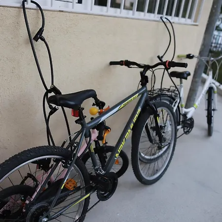 Azur - Self Check-in And 2 Bikes דירה בורגאס