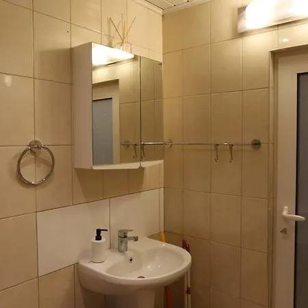 Apartment Azur - Self Check-in And 2 Bikes Burgas