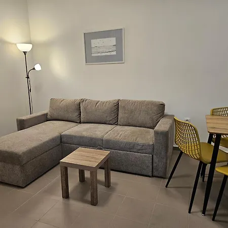 Azur - Self Check-in And 2 Bikes Apartment